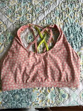 Fabletics Pink Daisy Print Strappy Sports Bra with Lime & Pink Straps